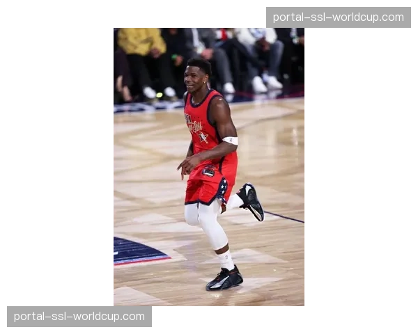 官宣：安东尼·爱德华兹当选NBA西部上周最佳球员